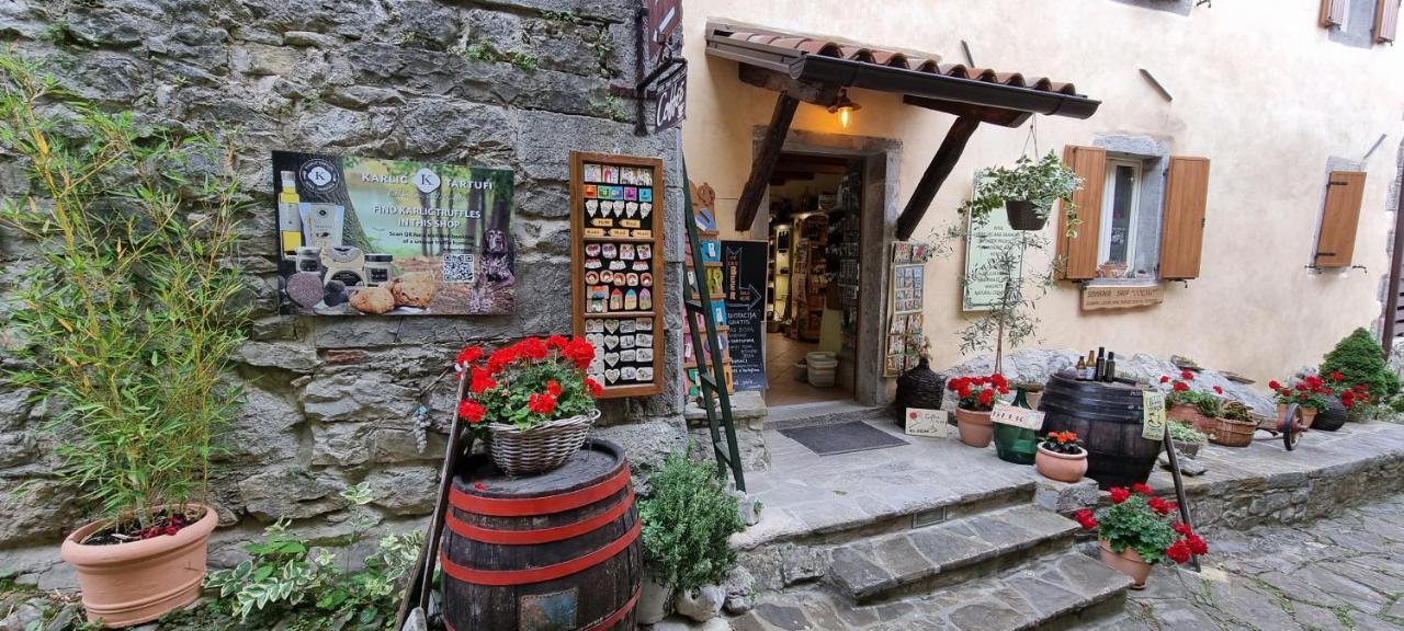 Apartment In The Smallest Town In The World Hum Dış mekan fotoğraf